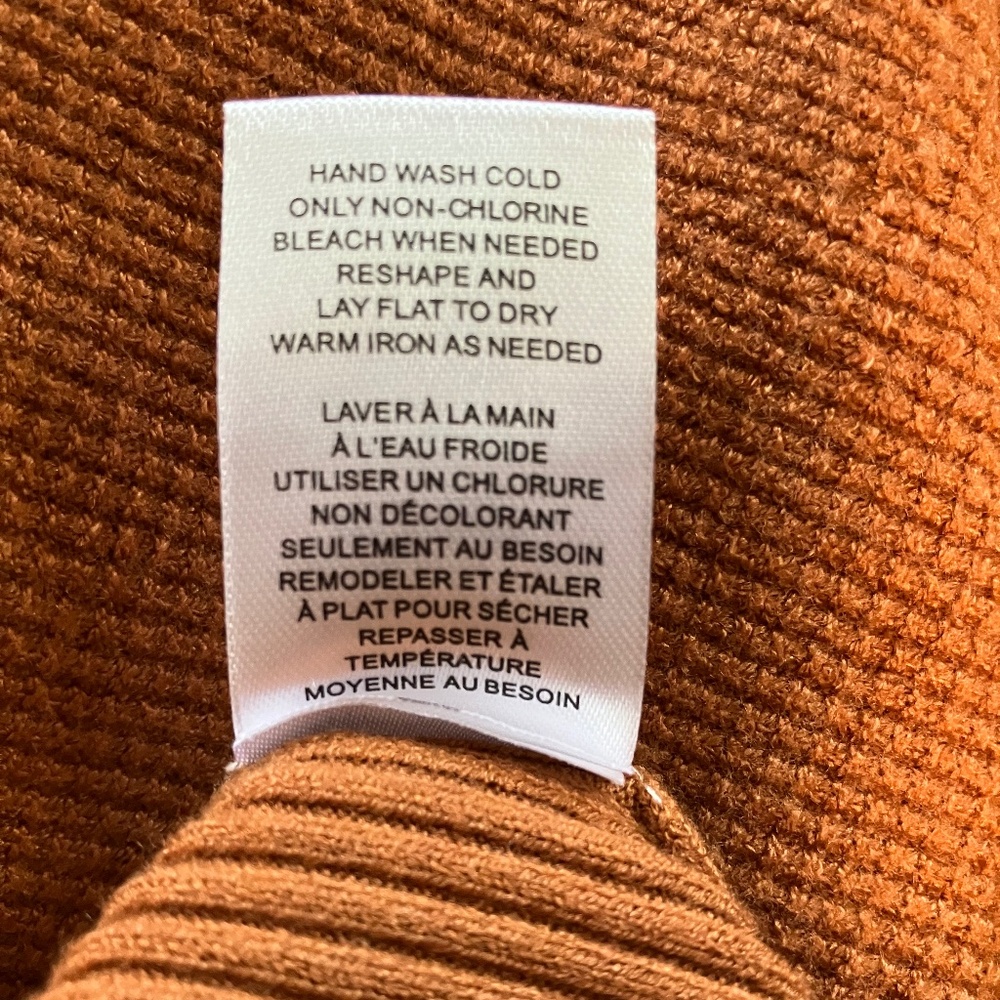 TAHARI KNIT SWEATER TOP - Picture 5 of 6